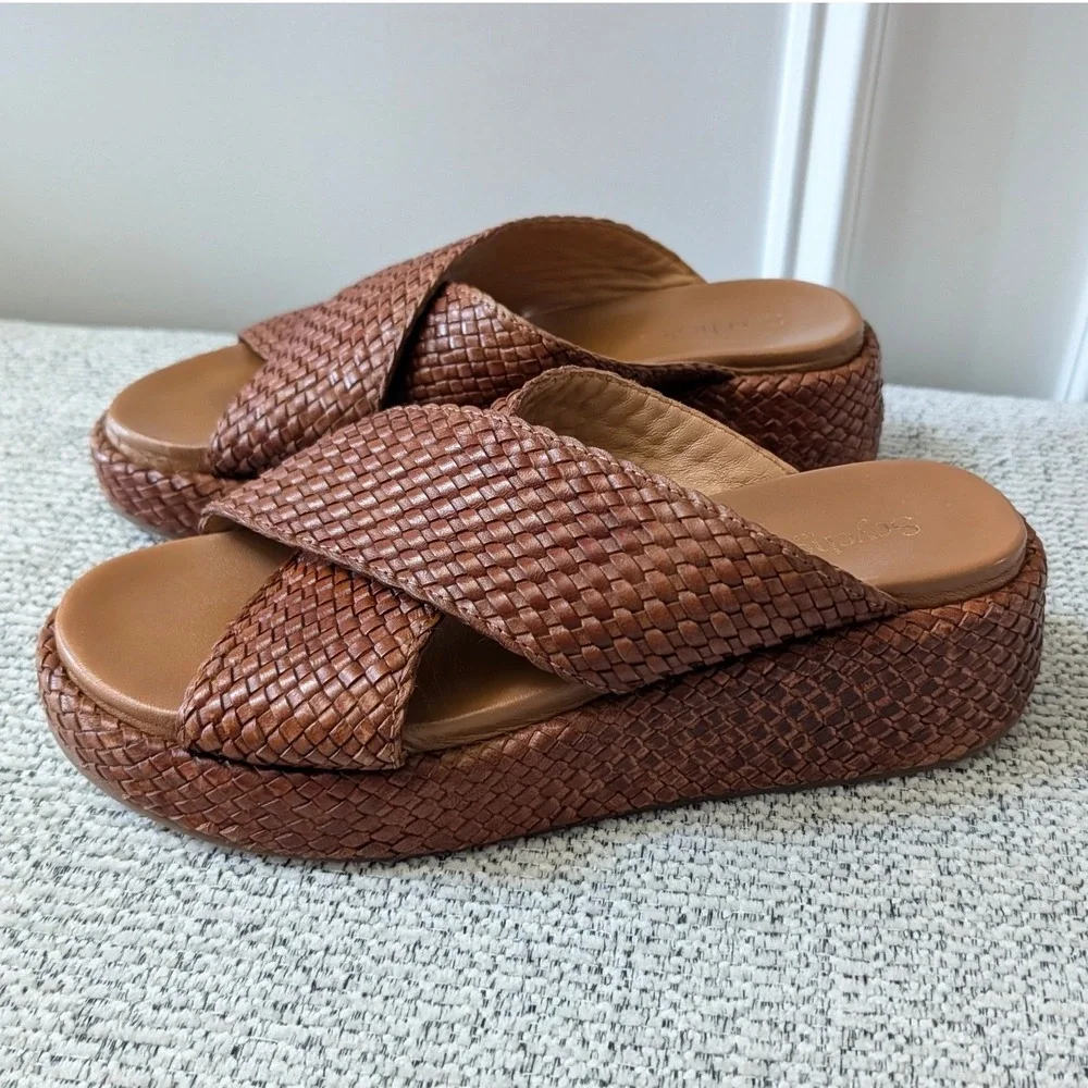 Seychelles woven leather